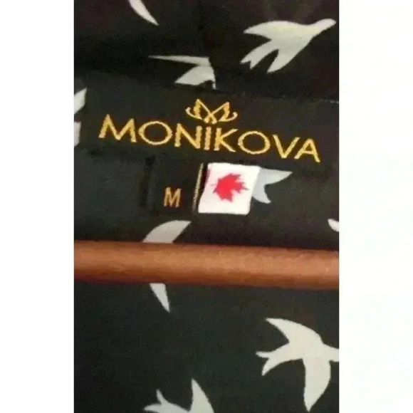 Canadian  Fashion Designed Shirt Size Med. - Picture 2 of 5